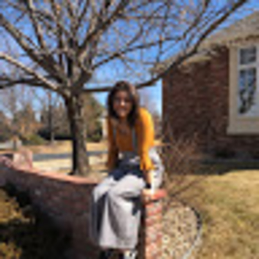 Meet your Posher, Alexis